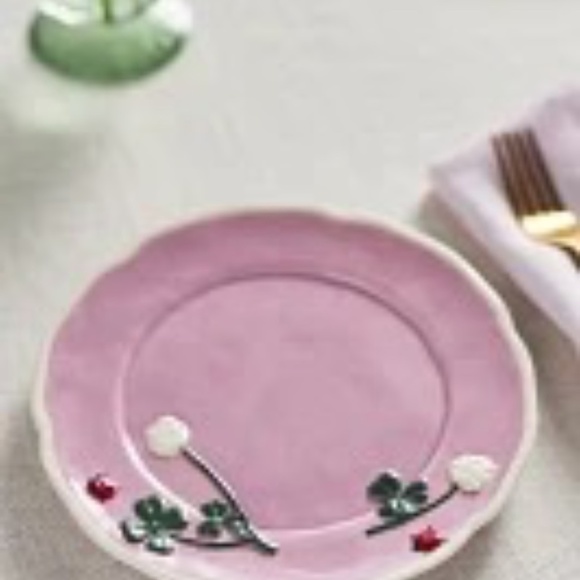 NWT Set of 4  Anthropoloigie Lilac Faye Ladybug Dessert Plates - Picture 3 of 4
